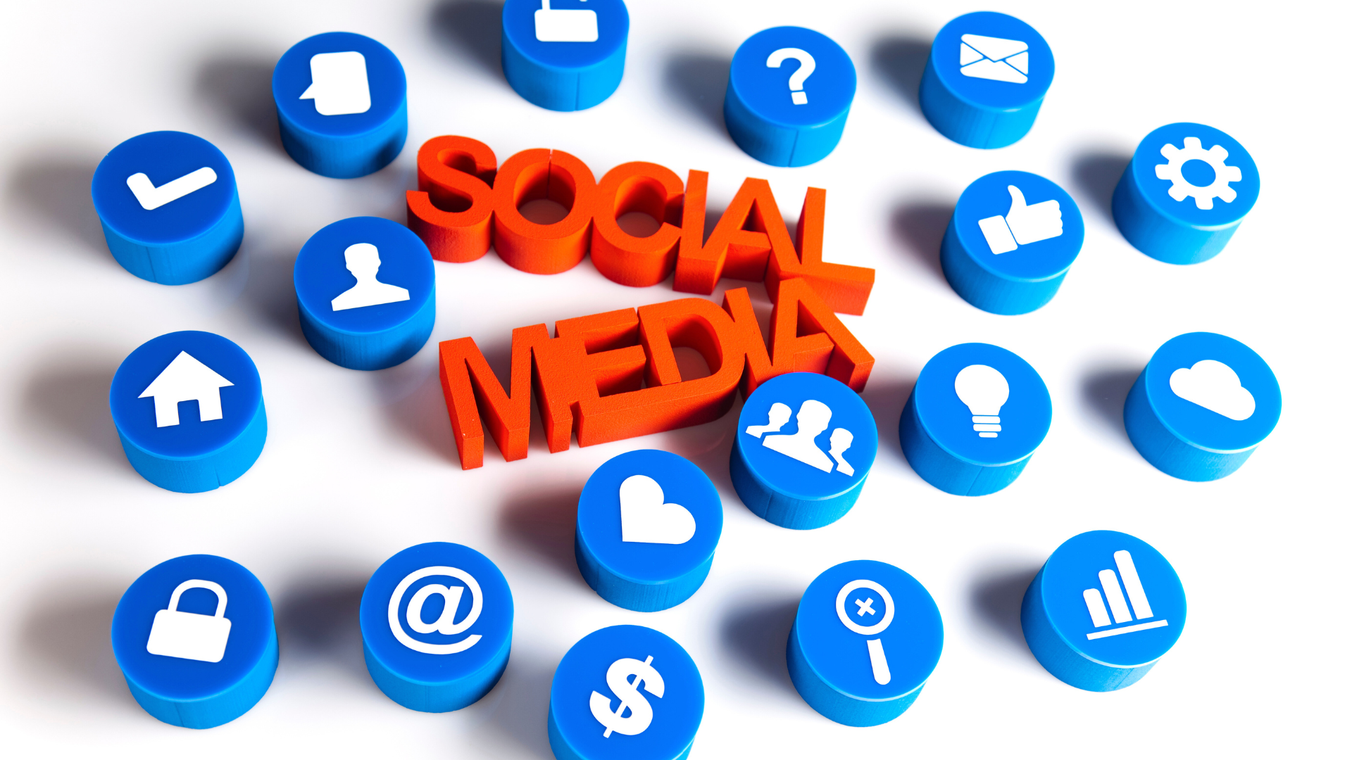 The Role of Social Media in Shaping Modern Fandoms: Impact and Dynamics